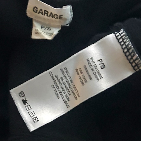 5/25$ ✨ Black Ribbed Crop Top 🖤 - Picture 4 of 5